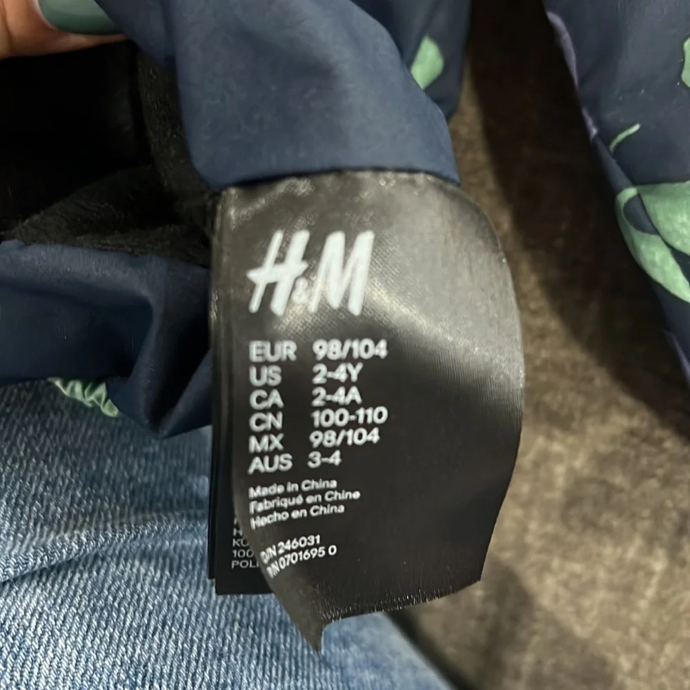 H&M boys dinosaur